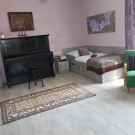 Ketbodonyi *