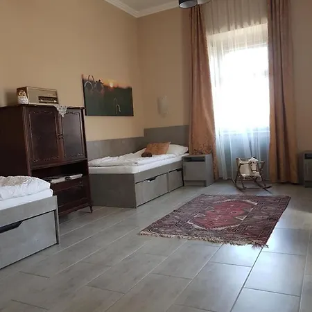 Ketbodonyi Апартаменты *