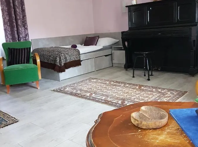 Ketbodonyi 아파트